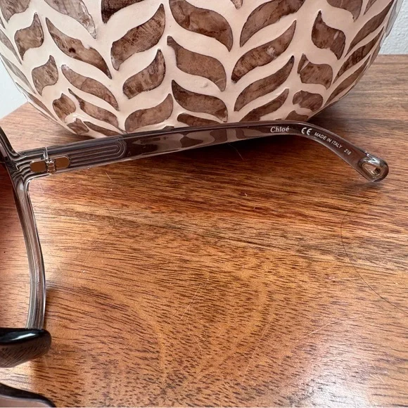 Chloé Black Sunglasses - Picture 4 of 5